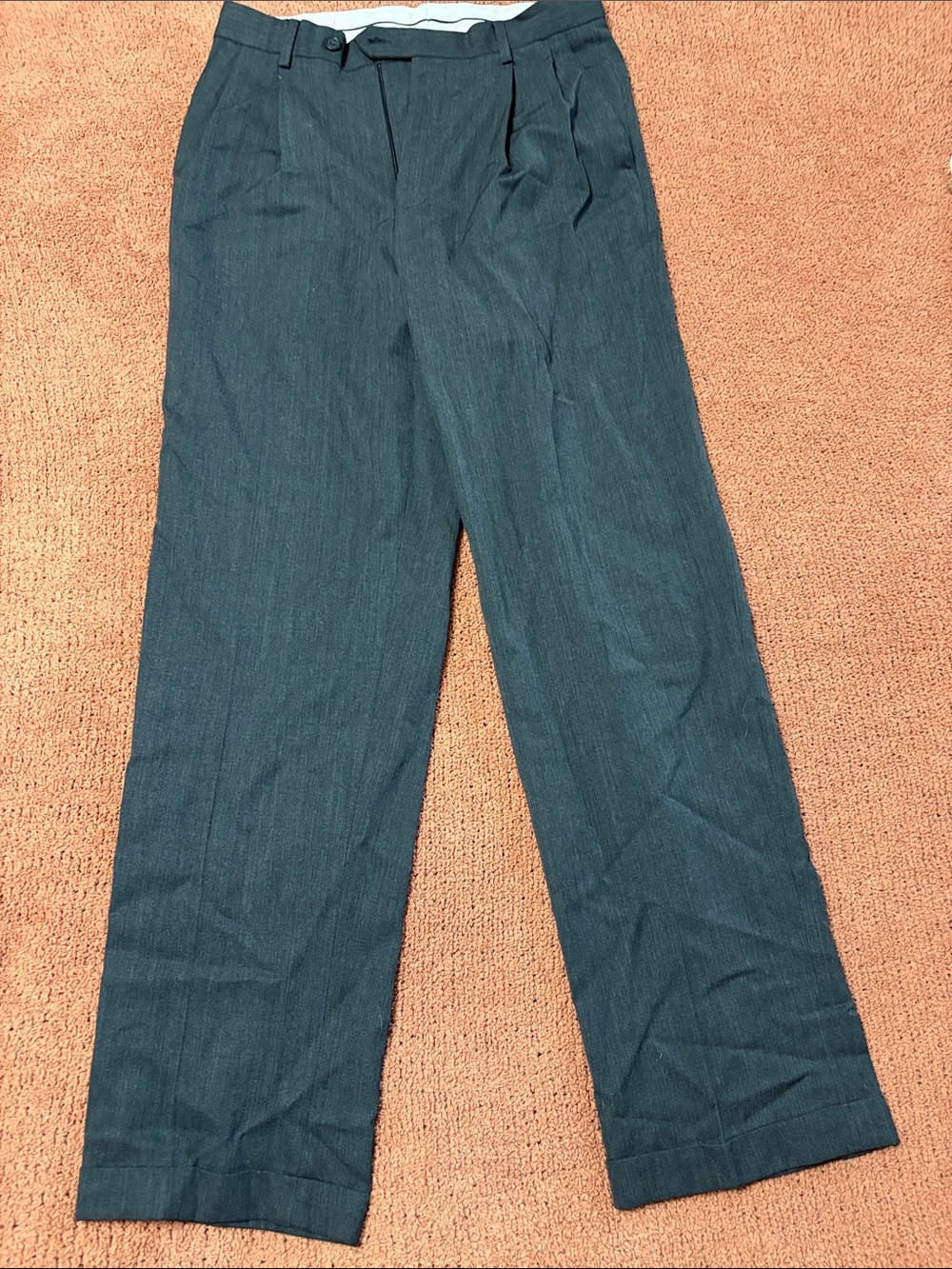 Joseph & Feiss Men's Slate Gray Pleated Dress Pants